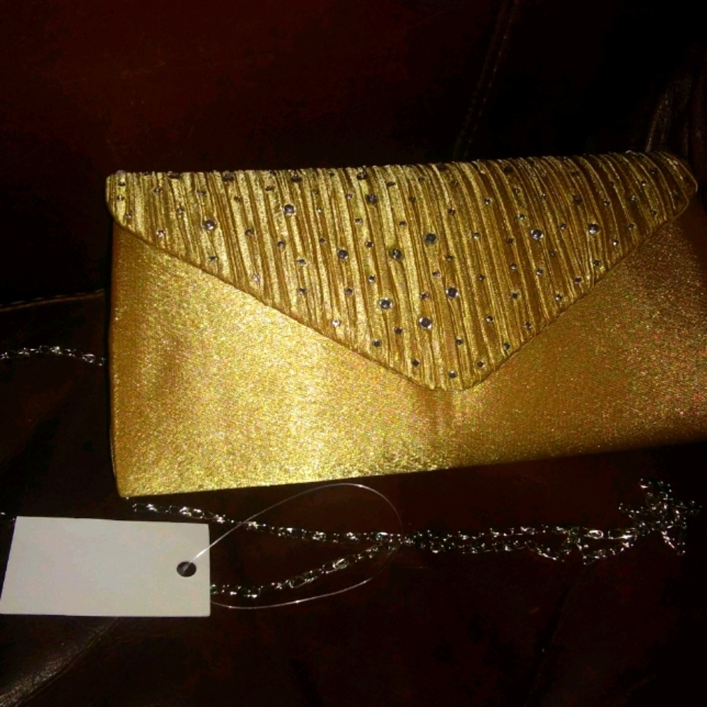 Gold clutch
